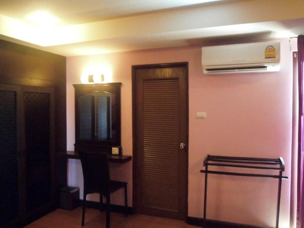 Baan Chalelarn Hotell HHQ Rom bilde